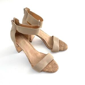 Aerosoles Heelrest High Hopes Leather Upper size 9.5 Nude